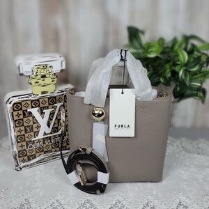 FURLA NWT Sfera Small Leather Tote Crossbody